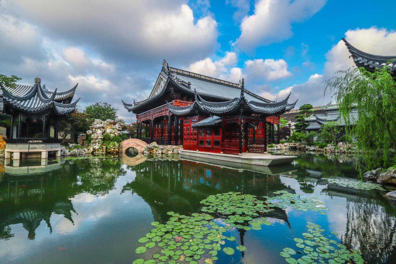 Royal Garden Hotel Shanghai-Free Shuttle To And From Disney & Pvg & Close Metro Line2 Easy To Sha New Expo Buitenkant foto