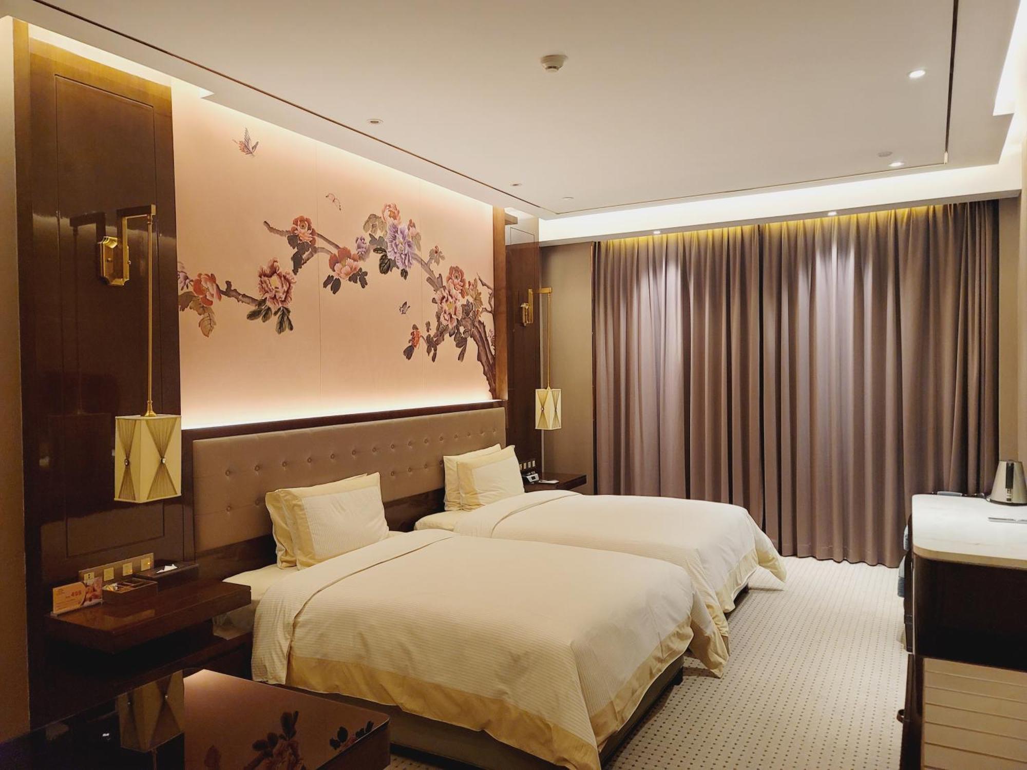 Royal Garden Hotel Shanghai-Free Shuttle To And From Disney & Pvg & Close Metro Line2 Easy To Sha New Expo Kamer foto