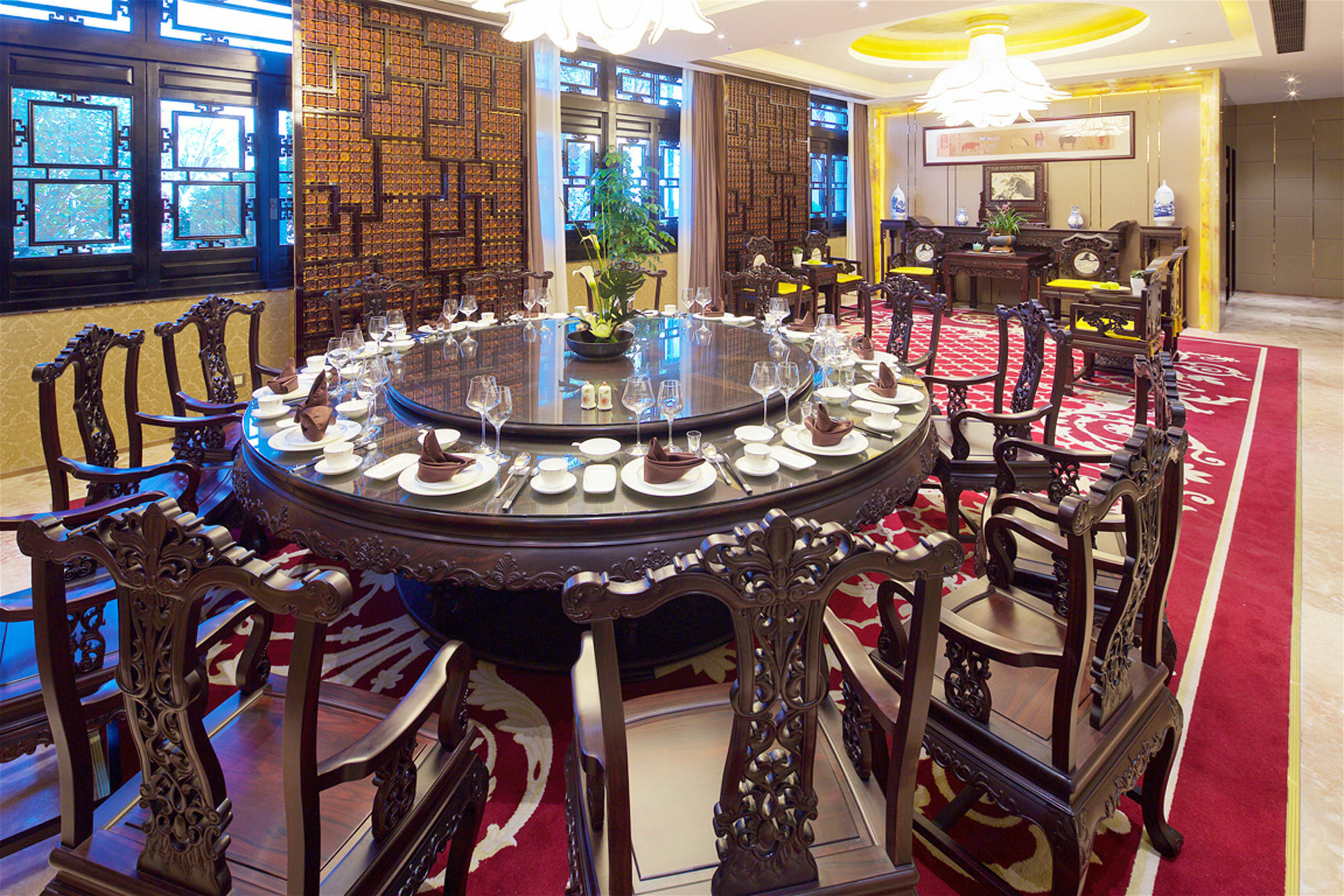 Royal Garden Hotel Shanghai-Free Shuttle To And From Disney & Pvg & Close Metro Line2 Easy To Sha New Expo Buitenkant foto