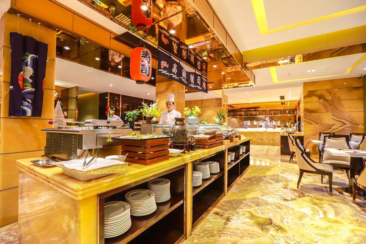Royal Garden Hotel Shanghai-Free Shuttle To And From Disney & Pvg & Close Metro Line2 Easy To Sha New Expo Buitenkant foto